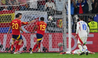 Spain beat Italy 1-0 to reach Euro 2024 last 16