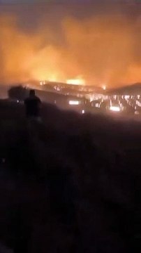 Diyarbakır-Mardin sınırında yangın: 2 kişi hayatını kaybetti, bölgeye müdahale sürüyor