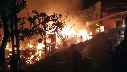 Durağan Emirtolu'da büyük yangın