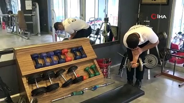 17 Yaşındaki Emre’nin Hedefi Dünya Bilek Güreşi Şampiyonluğu