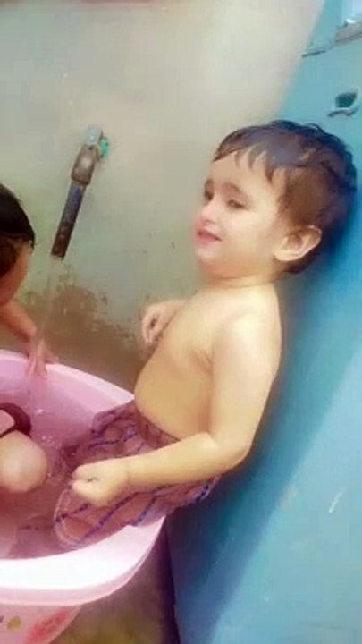 Hamid with her sister