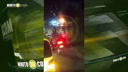 Incendio de volqueta provocó cierre total en la vía nueva a San Antonio de Prado