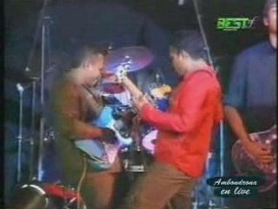 Ambondrona ho tsaroanao