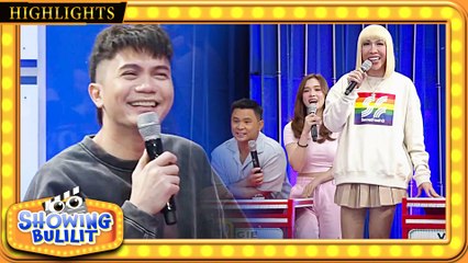 Vhong, nay napansin sa suot na palda ni Vice Ganda | Showing Bulilit