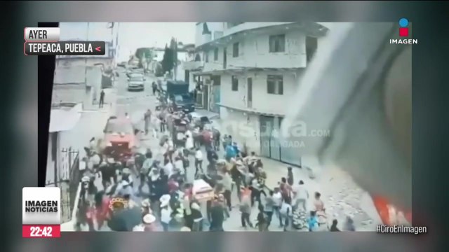 Conductor de camioneta se queda sin frenos y atropella a varias personas en Tepeaca, Puebla