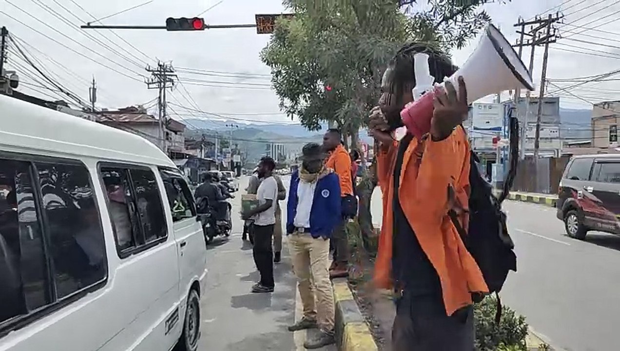 Pelajar dan Mahasiswa Galang Donasi untuk Korban Longsor Nduga