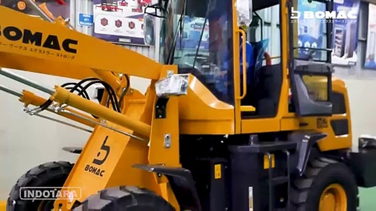 DELIVERY BOMAC WHEEL LOADER HEAVY DUTY TYPE BWL13LC1 MENUJU PT TUNAS NABATI ANDALAN_1080pFHR