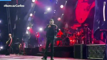Sorpresa al concerto di Vasco, ci sono anche Valentino Rossi e la compagna