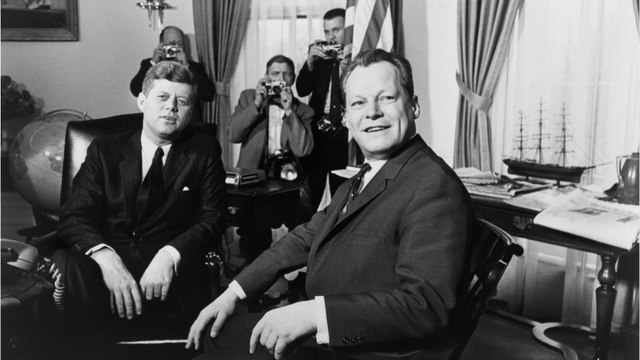 Willy Brandt: Eine seiner Ehefrauen war 33 Jahre jünger als der Politiker (1)