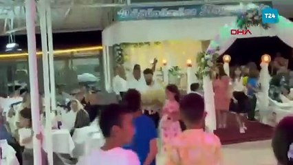 Takı merasiminde ilginç anlar; gelin ve damada takı yerine koyun verildi