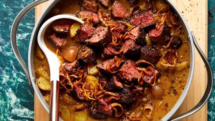 Steak Au Poivre Soup Is A Steakhouse Classic Turned Weeknight Warrior