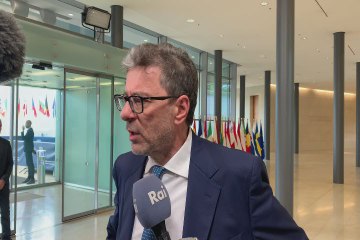 Manovra, Giorgetti: "Priorità conferma decontribuzione per redditi medio-bassi"