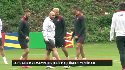Barış Alper Yılmaz, yeni tarzıyla dikkatleri üzerine çekti!