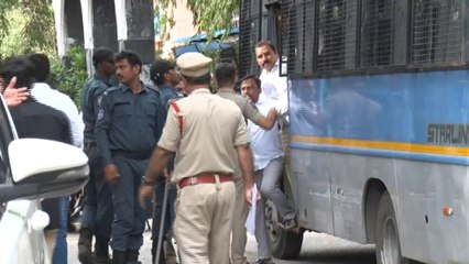 పోచారం ఇంటి వద్ద ఉద్రిక్తతపై పోలీసులు సీరియస్ - బాల్క సుమన్ సహా పలువురు బీఆర్ఎస్ నేతల అరెస్టు