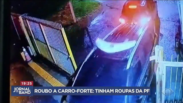 Criminosos disfarçados de policiais atacam carro-forte no RS