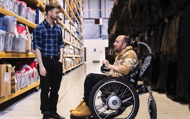 David Holmes: Daniel Radcliffe racconta la vera storia dello stuntman di Harry Potter