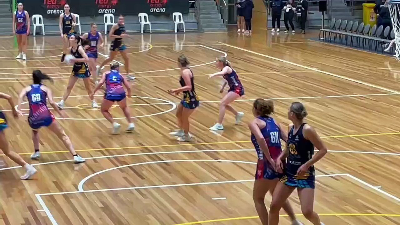 Bendigo Strikers 23-and-unders convert defence into attack for a goal v Western Warriors
