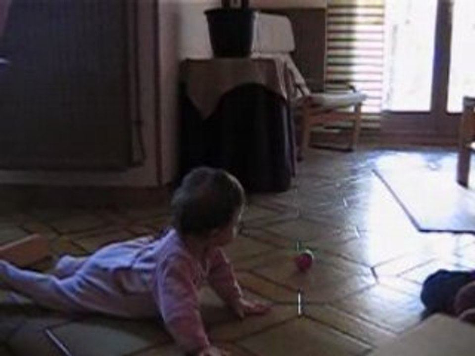 Pauline 10 mois 088