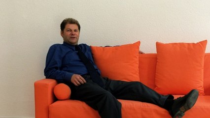 Olaf Scholz vor 20 Jahren: So sah er mit Haaren aus