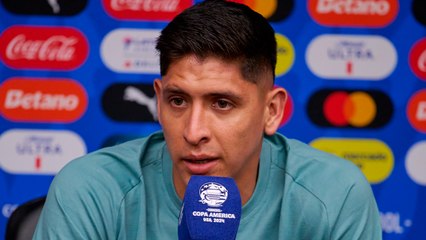 Edson Álvarez es tajante: "El que esté acá sentado y no aspire a ganar una Copa América, está perdiendo el tiempo"