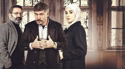 رسائل متبادلة بين عابد فهد وكاريس بشار بعد تصريحه بأنها "فاقدة للذاكرة"