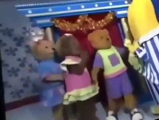 Bananas in Pyjamas E029 - Show Business