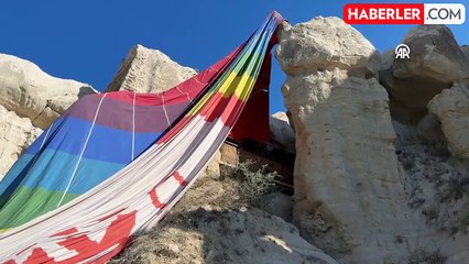 Yüzlerce metre yüksekte korku dolu anlar! Balon pilotu 20 kişinin hayatını kurtardı