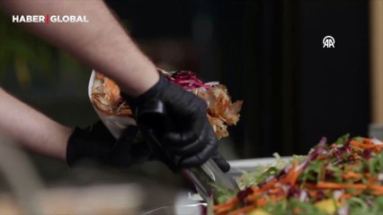 Almanya Milli Takımı'na kampta döner ikram edildi