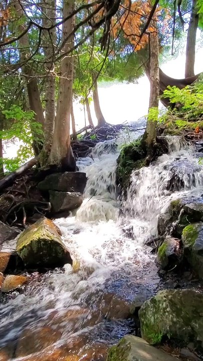 Michigan waterfalls road trip - Upper Peninsula