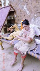 بیوی کا میک اپ