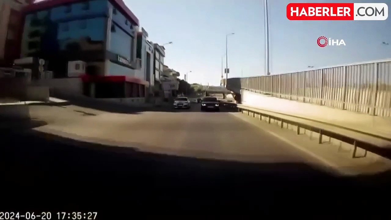 Beylikdüzü'nde makas atarak trafiği tehlikeye sokan sürücüye 7 bin 129 lira para cezası