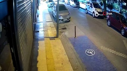 Alkollü magandalar polisleri çileden çıkarttı! İşte o anlar...
