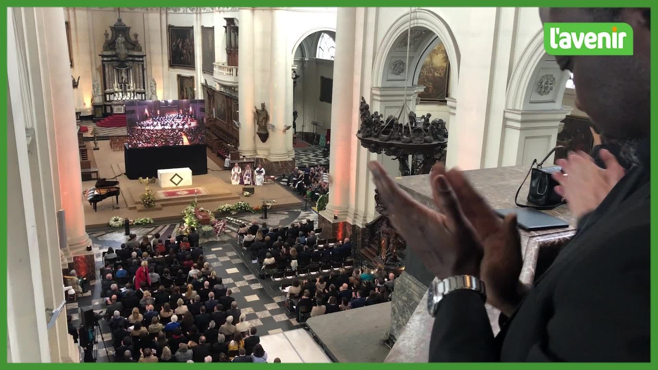 Les funérailles de Jodie Devos se sont déroulées à la cathédrale de Namur