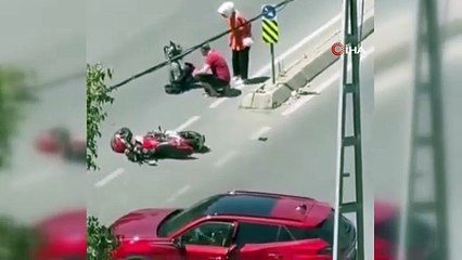 Canından daha mı önemli? Kaza yaptı kendine değil motosikletine üzüldü
