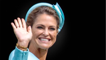GALA VIDEO - Madeleine de Suède entourée de ses trois enfants : elle dévoile un doux cliché pour célébrer l’été