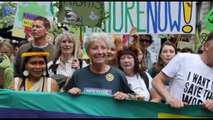 Anche Emma Thompson al corteo di Extinction Rebellion e Wwf