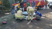 Ciclista tem lesões graves ao sofrer queda na Avenida das Torres no Parque Verde