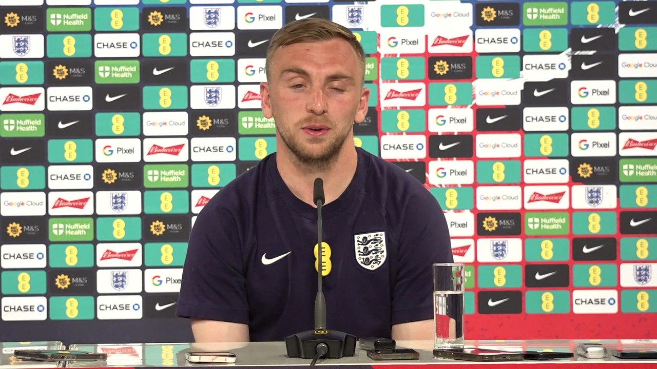 Bowen On England pressure and finding form ahead of must-win Slovenia game