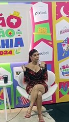 Emocionada, Priscila Senna faz desabafo sobre acidente com ônibus da banda