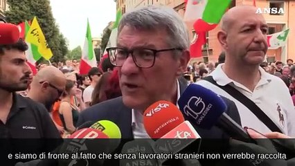 Bracciante morto, Landini: "C'e' un sistema di fare impresa che uccide"