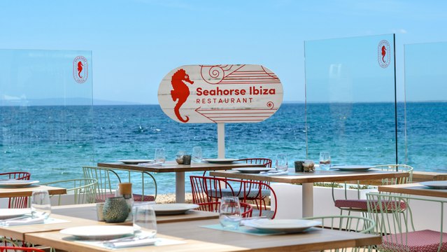 Seahorse ibiza: el beach club con propuesta gastro de un joven chef discípulo de Ferran Adrià