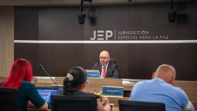 JEP solicita a la Fiscalía investigar presuntas interceptaciones ilegales a magistrados