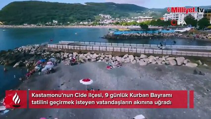 22 bin nüfuslu ilçeye akın ettiler! 'Yolun karşısına geçmek için 15 dakika bekliyoruz'