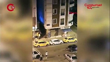 İstanbul-Bahçelievler'de felçli babasını eve gelmediği için darbetti; o anlar kamerada