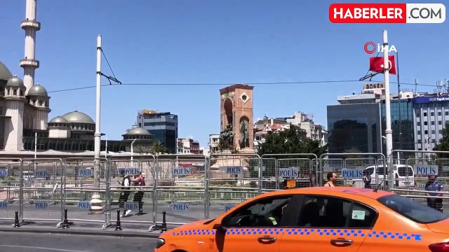 Taksim ve Şişhane metro istasyonu kapatıldı, Taksim Meydanı yaya girişine kapatıldı