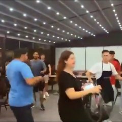 Diyarbakır'da şeriatçı grup Starbucks'a da saldırdı.