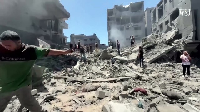 Israeli-Airstrikes-Kill-Dozens-of-Palest_2