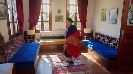 81. Estrella de Amor (Kuzey Yildizi), en español