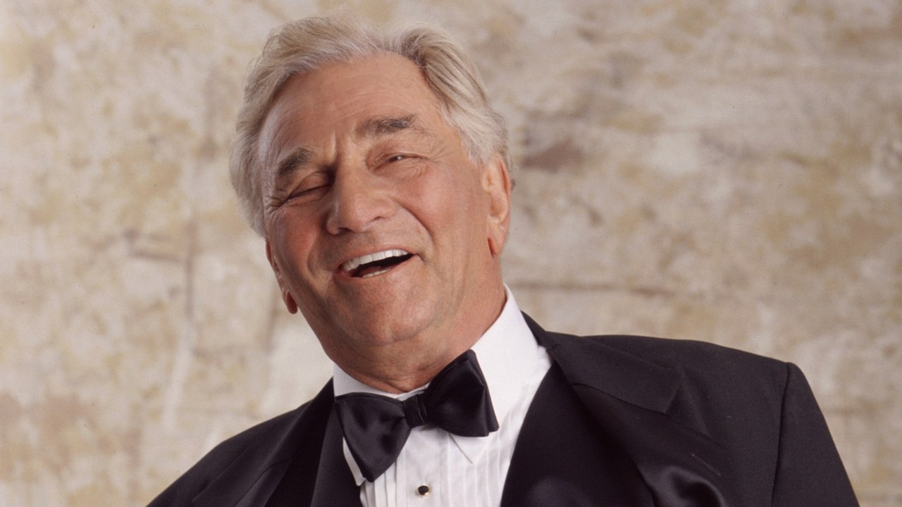 GALA VIDEO - Héritage de Peter Falk (Columbo) : ces sombres querelles qui ont déchiré sa veuve et sa fille