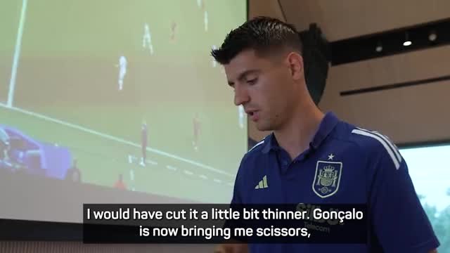 Behind the scenes - Masterchef Spain, Alvaro Morata cooks team-mates a Carbonara